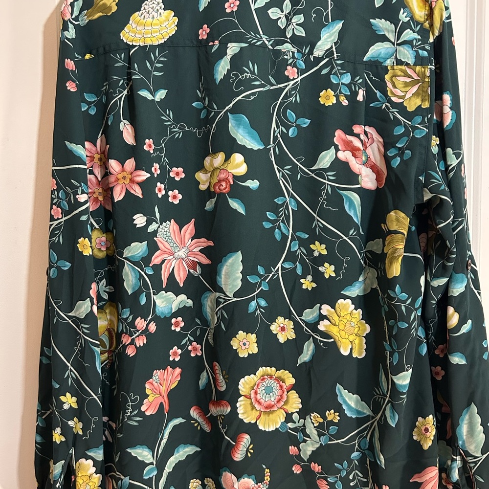 Vibrant Floral Print Long Sleeve Top